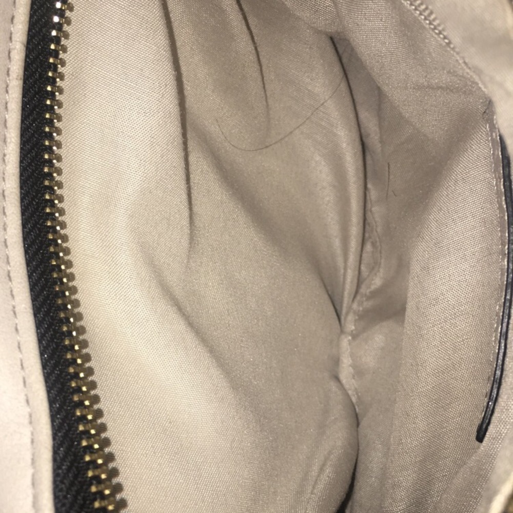 A purse